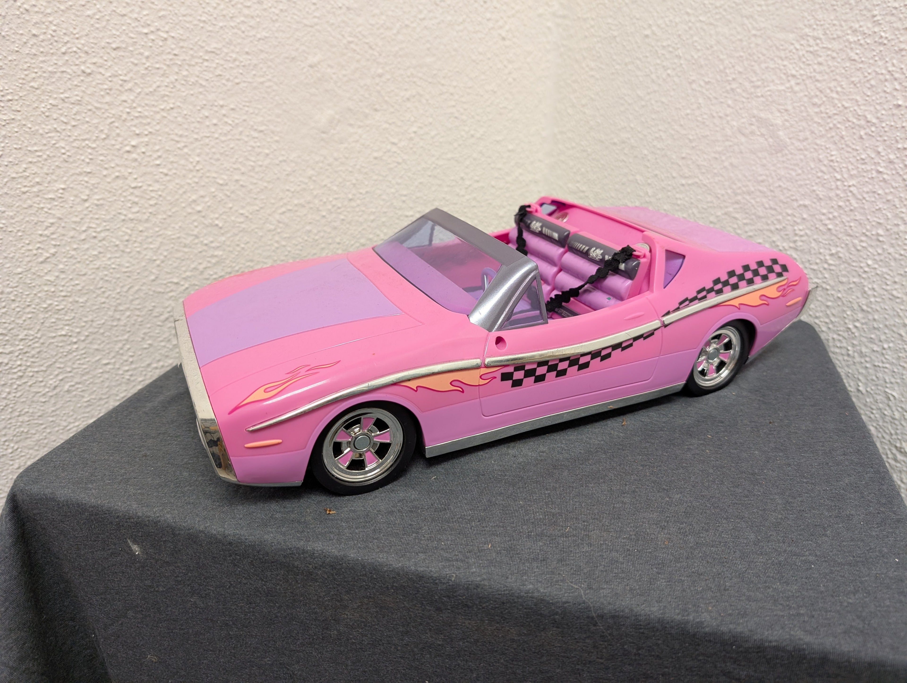 LOL Surprise City Cruiser